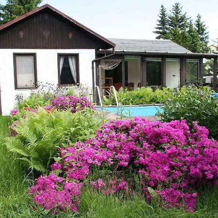 In Mit Privatem Pool By Interhome * Maxen